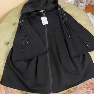 Kimi & Kai Dress Size Medium Black Pockets NWT Retail $228